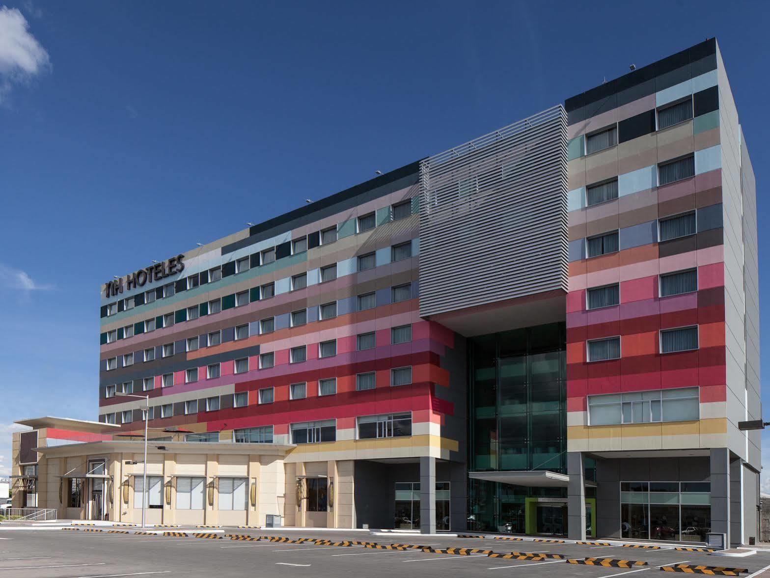 NH Querétaro Exterior foto