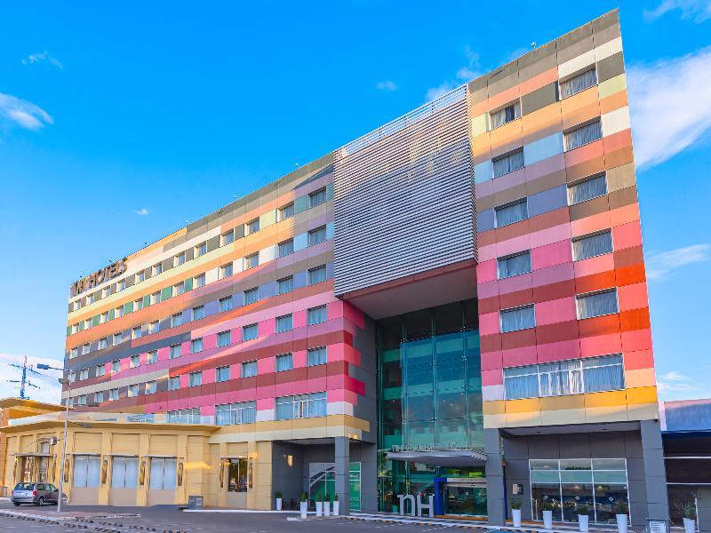 NH Querétaro Exterior foto